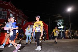 BIB: 4320
                            <button type="button" onclick="openModal(26261982)" class="btn btn-primary btn-sm float-right btn-popup" data-toggle="modal" data-target=".modal-high-quality">
                        <i class="fas fa-shopping-cart"></i> Add to Cart
                    </button>
                                            <button type="button" onclick="isThisMe(26261982, true)" class="btn btn-success btn-sm float-right btn-popup btn-isme hidden" data-toggle="tooltip" data-placement="bottom" title="นี่คือรูปของคุณใช่ไหม คลิกที่นี่เพื่อเอาเข้าอัลบั้ม">
                        <i class="fas fa-plus"></i> Add to album
                    </button>
                    <button type="button" onclick="isThisMe(26261982, false)" class="btn btn-warning btn-sm float-right btn-popup btn-isnotme hidden">
                        <i class="fas fa-ban"></i> Remove from album
                    </button>